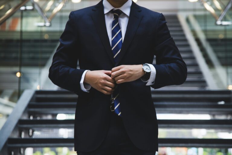 Consultant IA pour entreprise : ce qu&rsquo;il doit vraiment livrer (guide 2025)