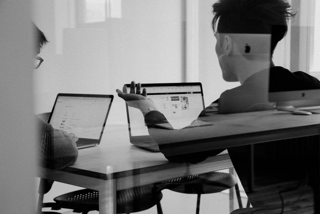 Consultant chatbot ia optimisant l'expérience client numérique